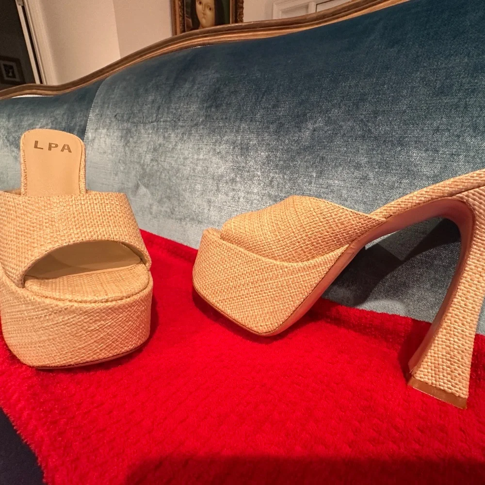 LPA Heels Classy & Rare NWOT - Picture 3 of 6